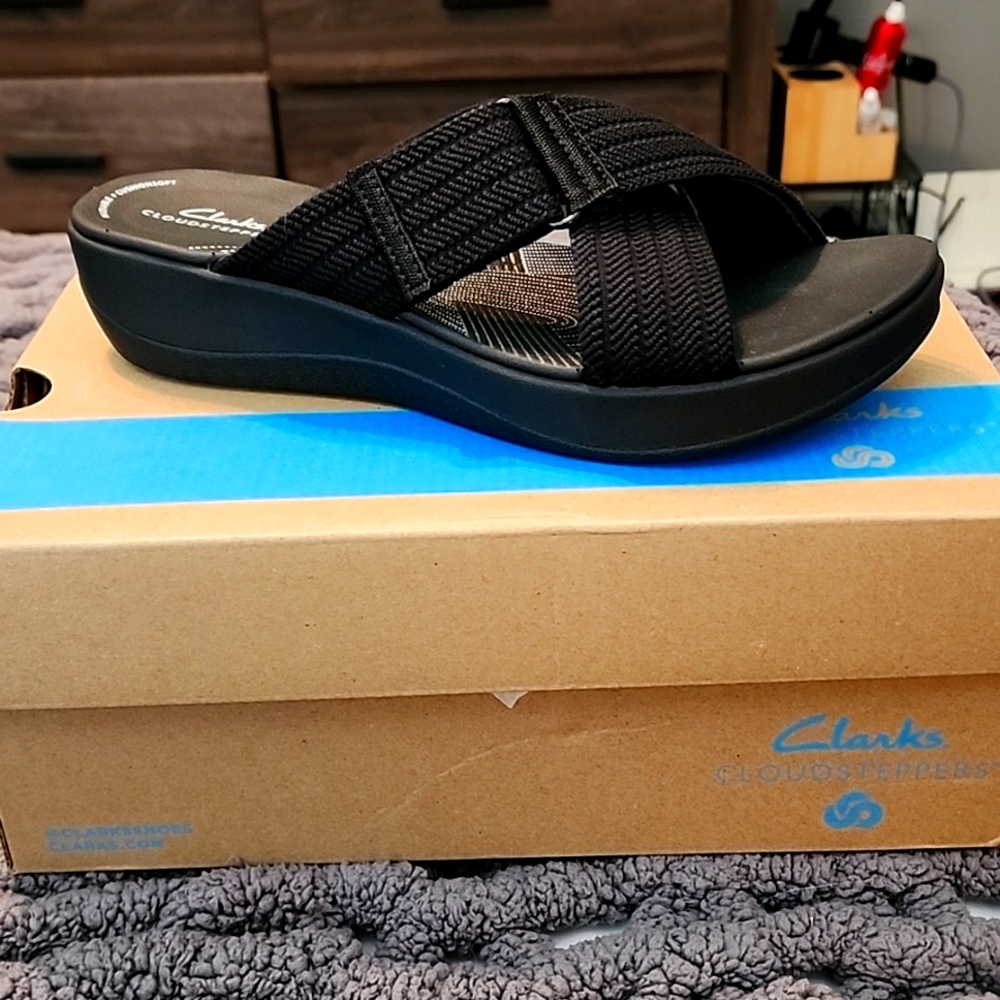 Cloudstepper By Clark’s Arla Wave Sz 10 Black Strap Sandals